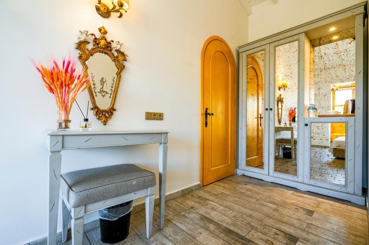 Çeşme Hotel De Gold Alacati מראה חיצוני תמונה